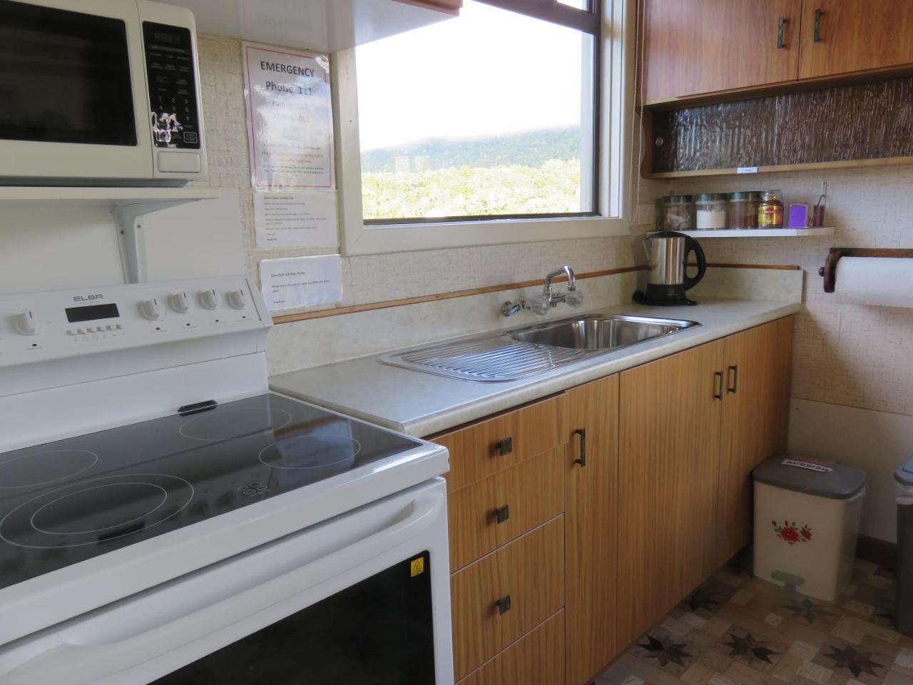 Glendale River View Manapouri Exterior foto